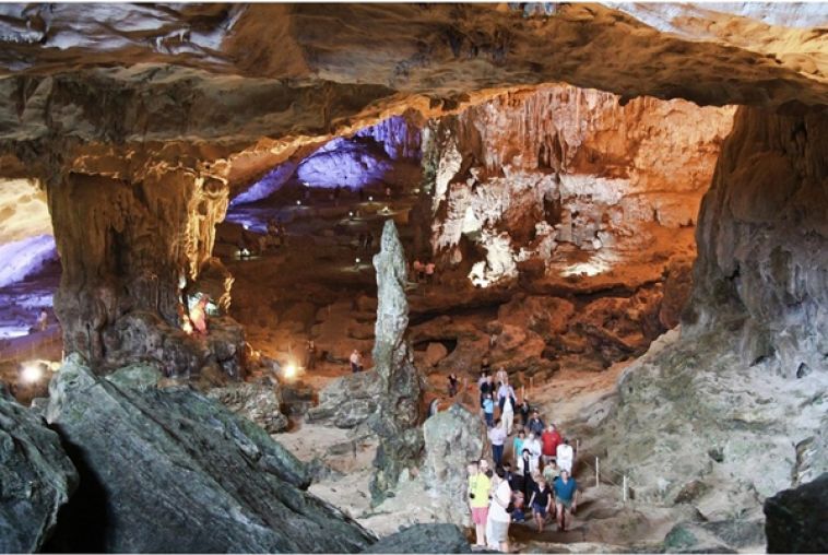 tour-cave