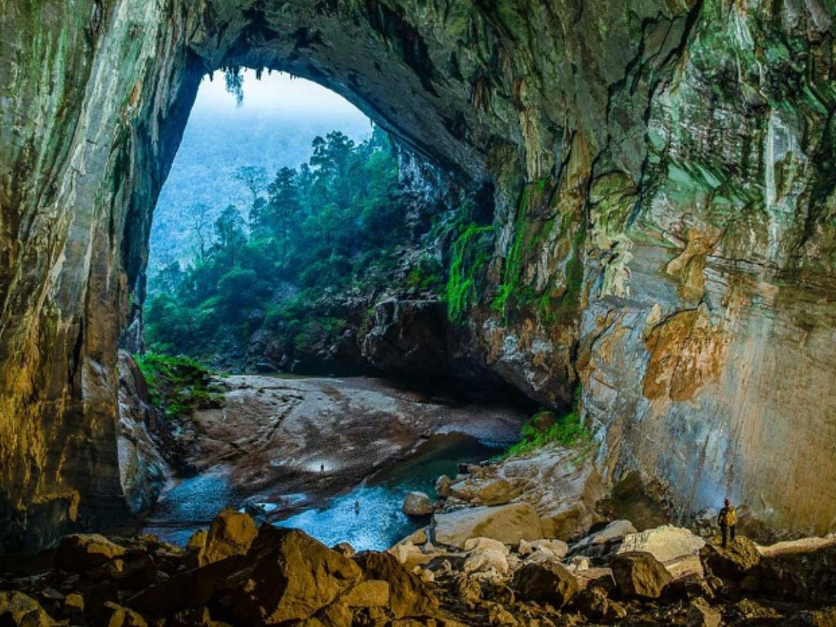 Complete Guide to Visiting Phong Nha Cave, Vietnam