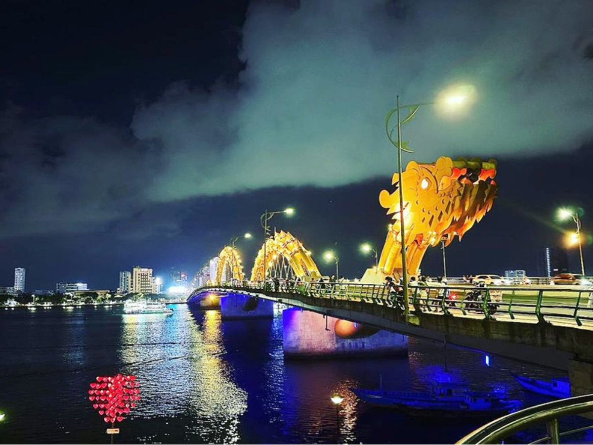 🌟 Top 10 Must-Visit Tourist Attractions in Da Nang, Vietnam
