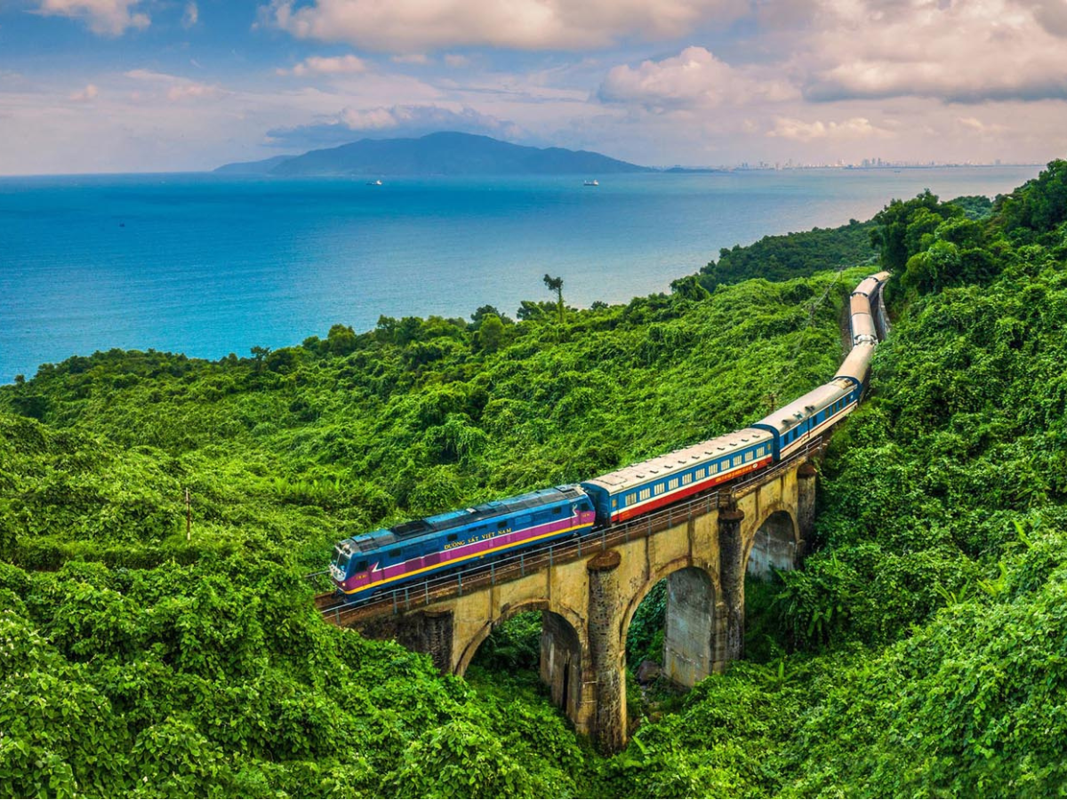Hai Van Pass – Where Adventure Meets Tranquility