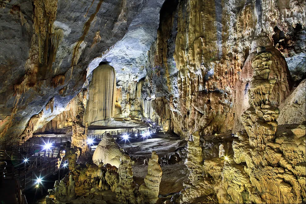 Complete Guide to Visiting Phong Nha Cave, Vietnam