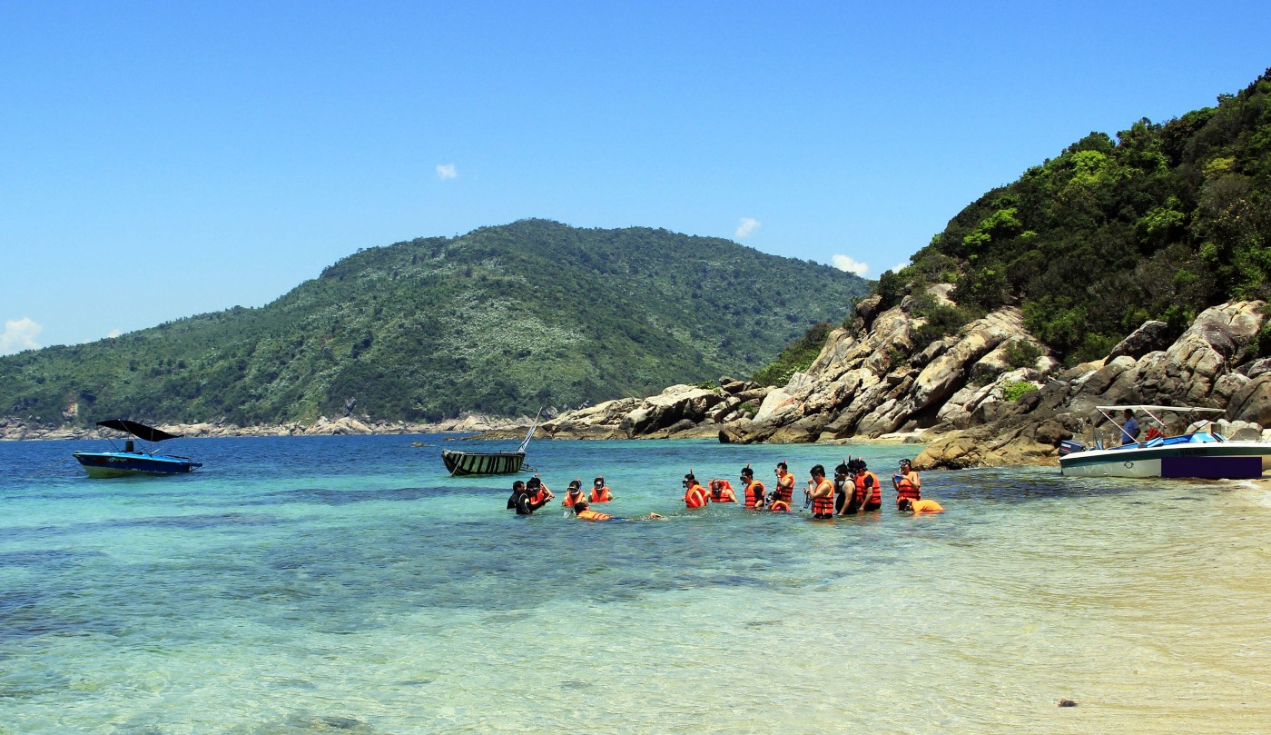 Discover Tien Sa Beach – Da Nang’s Hidden Gem 🏝️