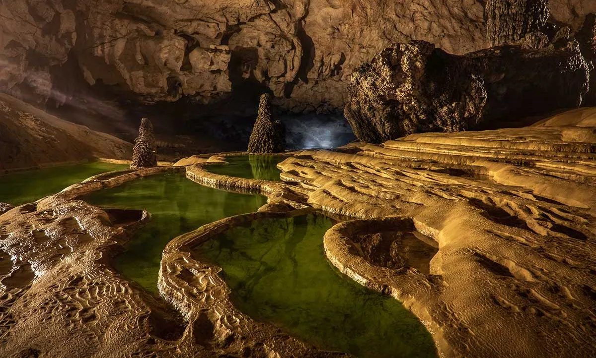 Exploring Nguom Ngao Cave – Cao Bang’s Hidden Underground Wonderland