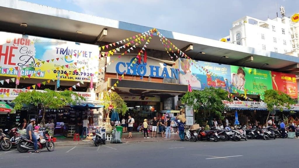 Han River: Discover the Charm of Vietnam’s Traditional Market